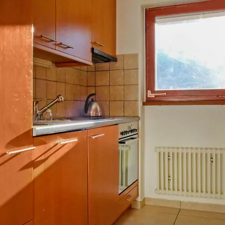 Imperial-10 By Interhome *