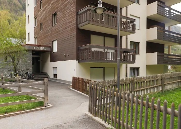 Imperial-10 By Interhome