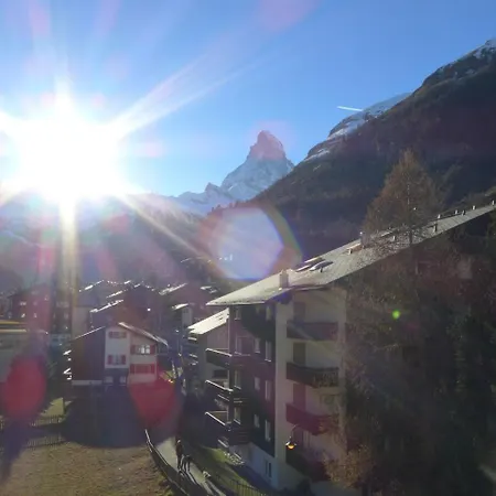 Imperial-10 By Interhome *